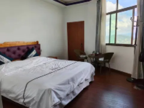 Lancang Jingmaishan Xiangyun La Homestay