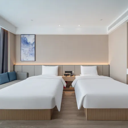 Starway Hotel (Kuitun West Park)