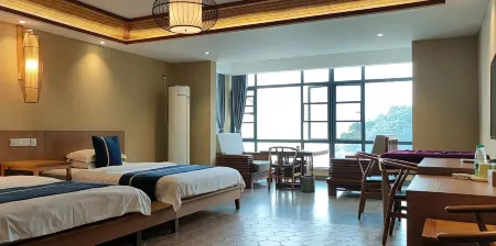 Laoshan Xihai Aixin Villa Lakeside Resort Отели рядом с достопримечательностью «Feiwei Food Wenchuangyuan, Yulin Old Town»