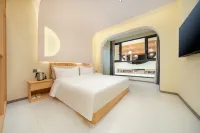 Floral Hotel·Dali Luyu Cliff Sea View Hotel (Erhai Store)