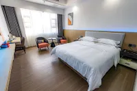 梁河雲樑京竹大飯店