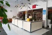 Huaying Qianli Express Hotel Hotels in Huaying