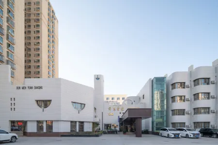 Kashgar Qianhai Hotel Отели рядом с достопримечательностью «Xiang Fei Park»