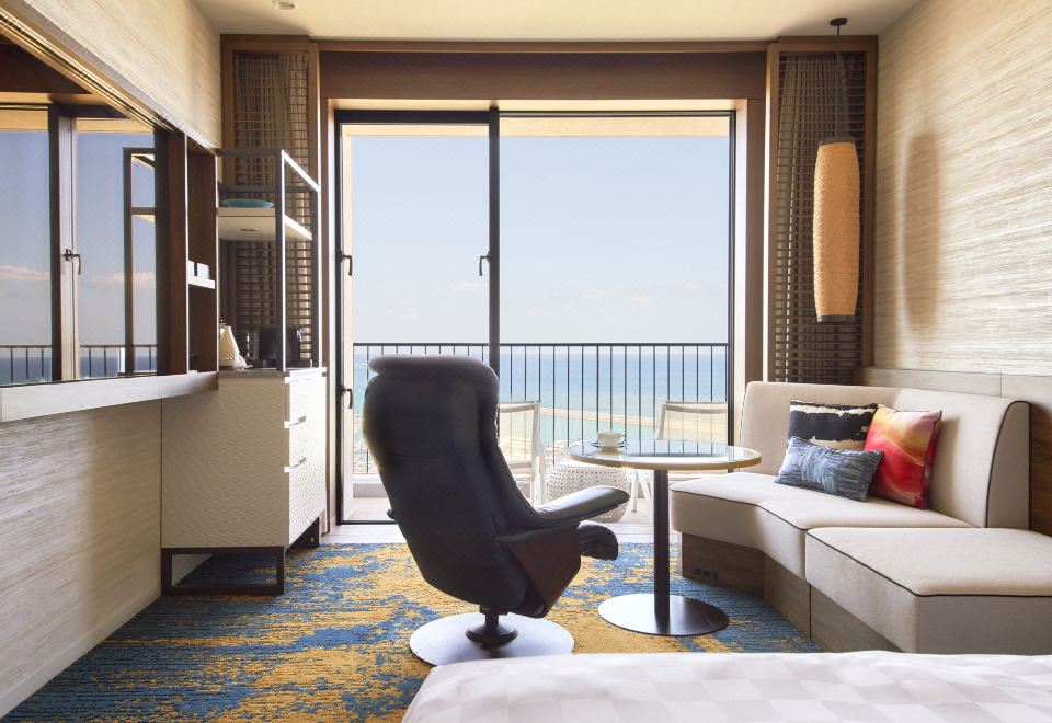 오키나와 프린스 호텔 오션 뷰 기노완