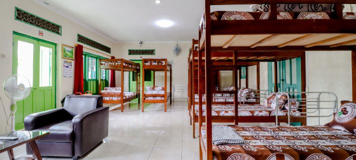 Bahagia Sederhana Homestay Hotele w: Bantul Regency