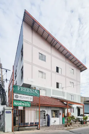 Freesia Guesthouse Suvarnabhumi