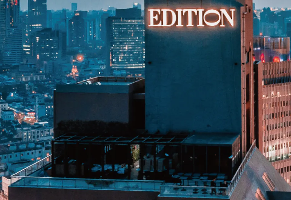 The 10 Best Luxury Hotels in Shanghai for an Unforgettable Journey