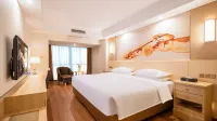 Vienna International Hotel Hotels near Urban Orchard (Yuanhua 2nd Alley)