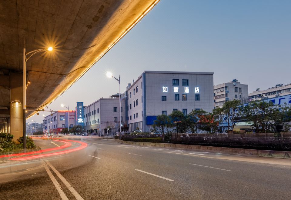 다밍로점 화장실 및 위생시설