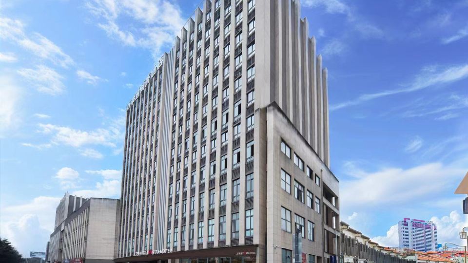 Mastermind Hotel