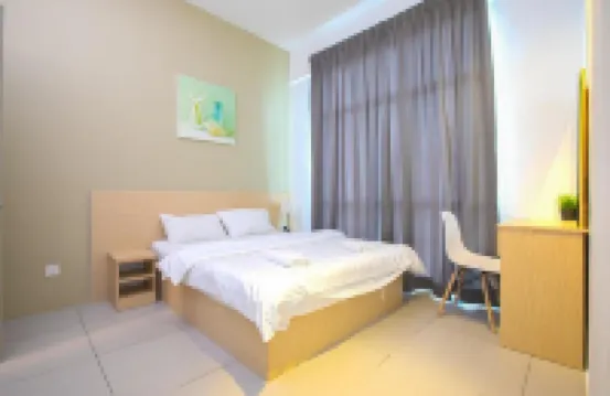 DreamScape Apartment @ Golden Hill