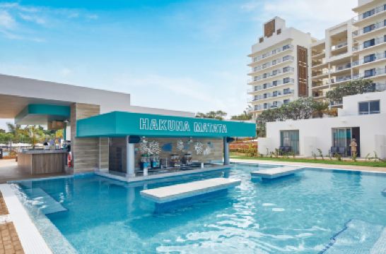 Outdoor Swimming Pool Hotel Riu Jambo - All Inclusive Photo