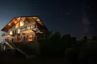 BluSalzz Homes - the Himalayan Bungalow, Almora - Uttarakhand Hotels in Almora