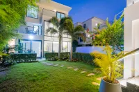 YiZen VIP Luxury Palm Springs Villa In Pattaya