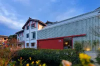 Guiyang Qingyan Jinyun Homestay Jiading Miao Ethnic Minority Cave Bury 주변 호텔