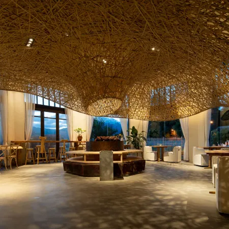 VENTO · Sunlit Golden Peak Lake View Vacation Hotel