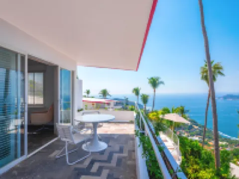 ラス ブリサス アカプルコ アカプルコのホテル