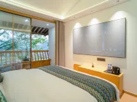 Yixiangju Homestay (Xijiang Qianhu Miao Village Observation Deck Branch) Hotels in Leishan