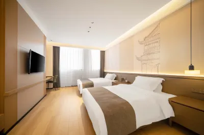 Lian Chang 'an Boutique Hotel (Xi 'an Bell and Drum Tower Huimin Street Subway Station Branch)