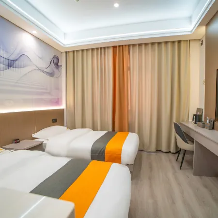 Colorful Danxia Flower House Hotel