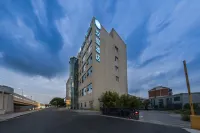HanTing Hotel (Shanghai Waigaoqiao Wuzhou Avenue) โรงแรมในเขตผู่ตง ไวเกาเชี่ยว