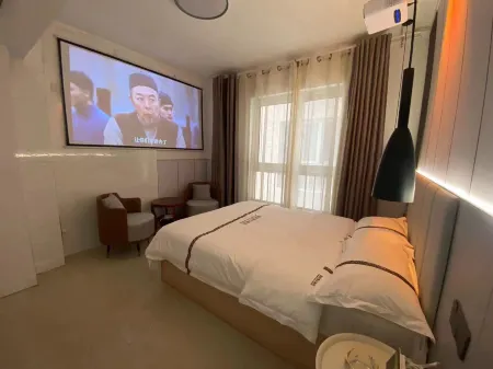 Guomao Holiday Apartment Hotel Отели рядом с достопримечательностью «Henan Water Conservancy and Environment Vocational College»