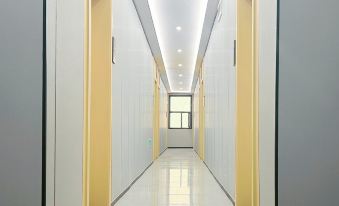 Ruoergai Zhongsheng Hotel(Passenger Transport Center Branch)