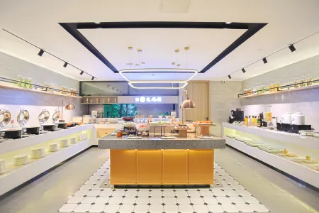 Homeinn Plus Hotel (Dunhua Hanzhang Avenue) Отели рядом со станцией Dunhua Railway Station