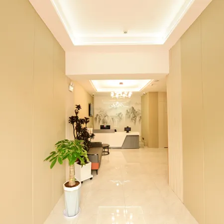 Jingtai 7-day Intelligent Hotel