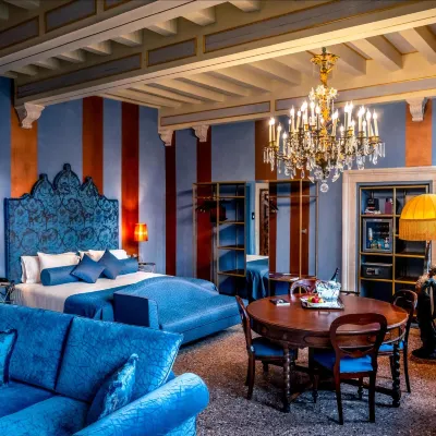 Excess Venice Boutique Hotel & Private Spa - Adults Only Hotel berhampiran Palazzo Ca' Zenobio