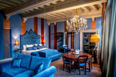 Excess Venice Boutique Hotel & Private Spa - Adults Only Отели рядом с достопримечательностью «Палаццо деи Камерлинги»