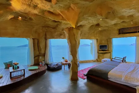 METO Houlong Cave Hotel