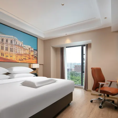 Vienna International Hotel · Yi Yang City University Branch