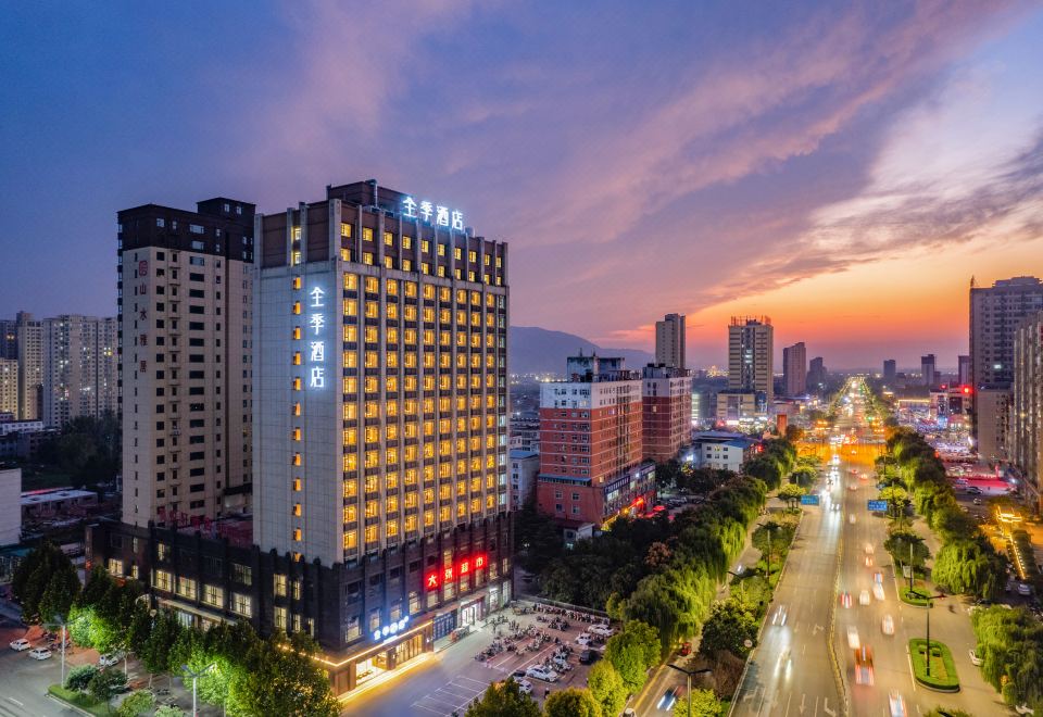 hotel overview picture