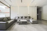 亞悅飯店（甘孜巴塘桃園路店）