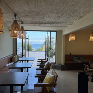 Muqing Senyu · Light Luxury Seaview Hot Spring Homestay