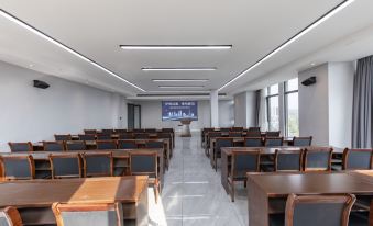Holiday Inn Zanshuo (Mianyang West Lendu Branch)