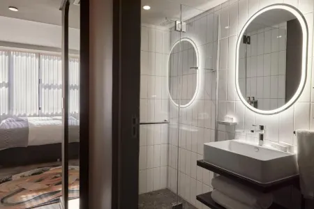 The Rockefeller Hotel by Newmark Отели рядом с достопримечательностью «City Hall»