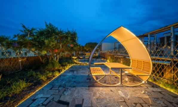 Atour Hotel (Guangzhou Huadu Square Metro Station，Shuguang Avenue)