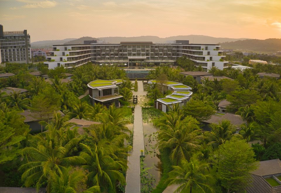 2. 노보텔 푸꾸옥 ..