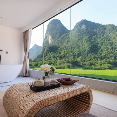 Yangshuo Xiaotaozi Home Hotel (Yulong River Ecological Park Qianqiuqing Branch) Hotel in zona Shenqiyan Scenic Area