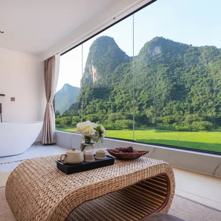 Yangshuo Xiaotaozi Home Hotel (Yulong River Ecological Park Qianqiuqing Branch)