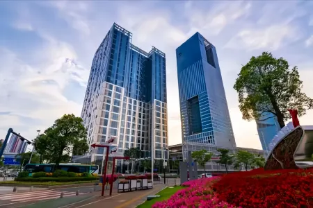 Zaiyunduan Apartment (Shenzhen North Railway Station)