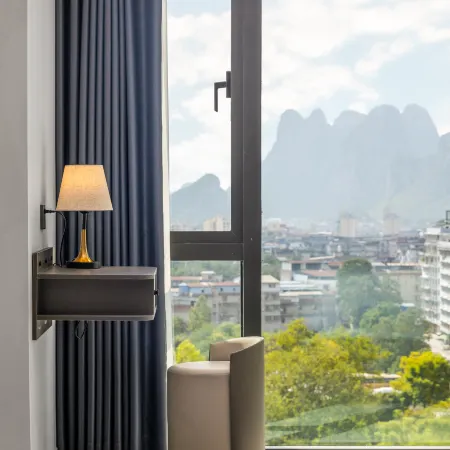 Lime House Hotel (Guilin Station MixC Branch)