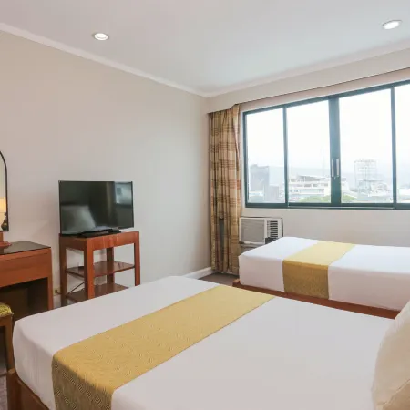 Holiday Plaza Hotel - Cebu