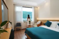 Yijia Hotel (Puge Luoji Mountain Scenic Area Branch) Ξενοδοχεία στην πόλη Puge