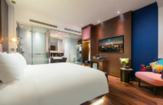 極光中心酒店 鄰近龍邊火車站的酒店