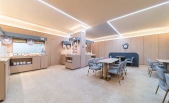 HanTing Hotel (Guangzhou Liwan Shayong Subway Station)