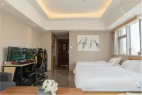 Weitrui E-sports Hotel (Poyang Baolong Plaza)