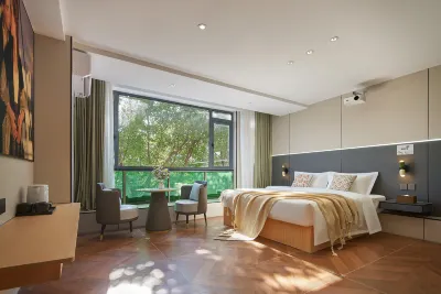 BOMANYINGSHIHOTEL. Hotels in 